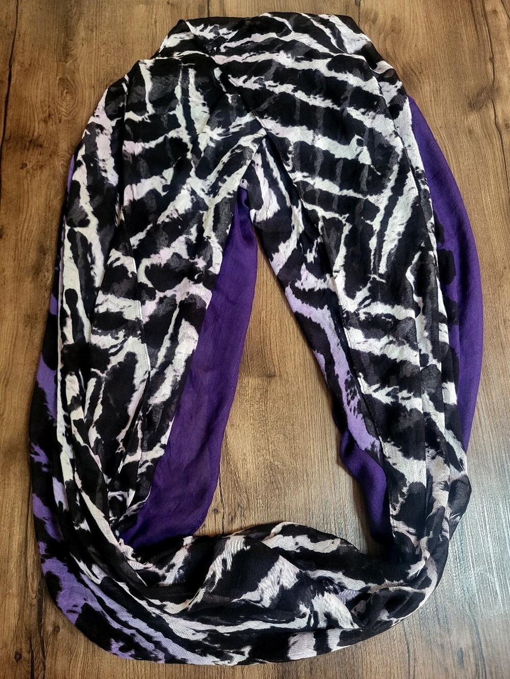Calvin Klein infinity loop scarf with purple zebra print, NWT